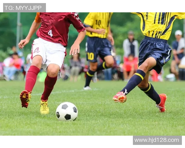 深圳足球队意识争议引发热议球迷与专家各执己见探讨未来发展方向